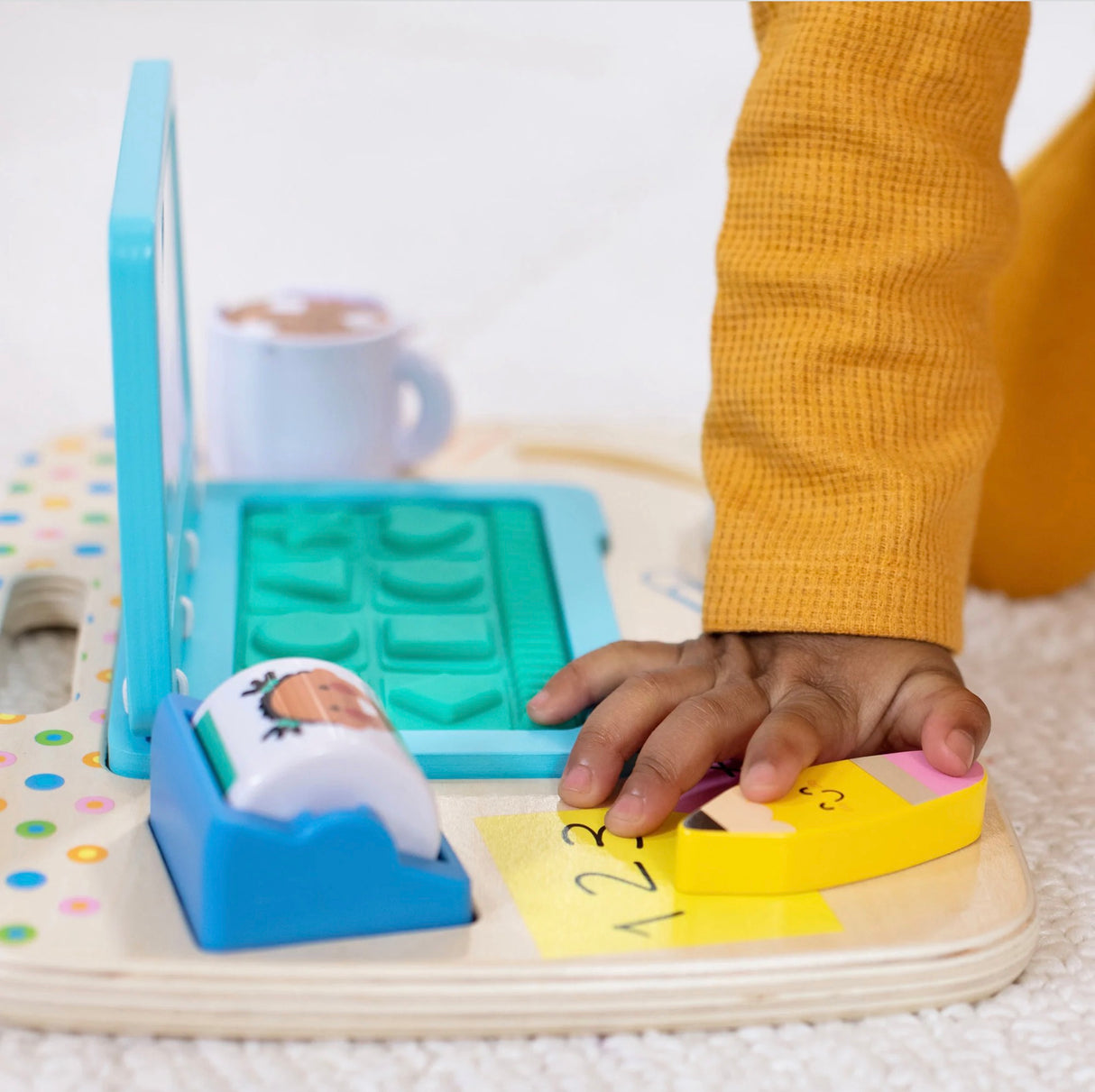 Melissa & Doug's Work & Play Desktop Activity Board